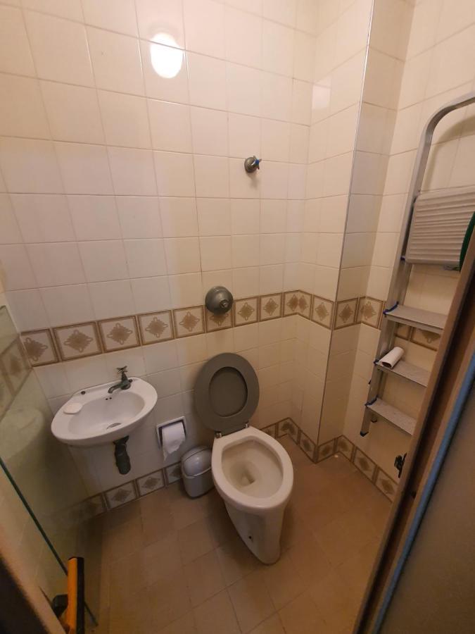 Апартаменты Apartamento Beira Mar Гуаружа Экстерьер фото